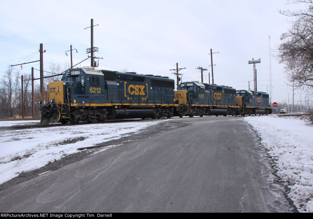 CSX 6212, 6220, 6203 rest on a Sunday